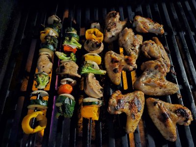 BBQ chicken and vegs kabobs .jpg