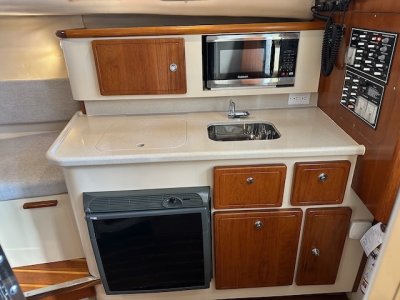 Kitchenette 2.jpeg