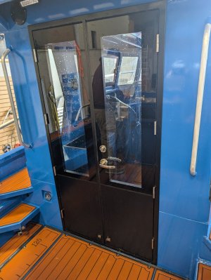 PXL_20250918_215238686.jpg