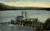 Salmon_fish_wheel_on_the_Columbia_River,_Oregon,_circa_1910_(AL+CA_1807).jpg