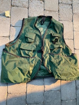 river fishingv vest.jpg