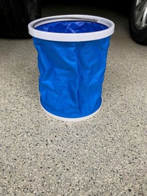 COLLAPSIBLE BUCKET 2.jpg