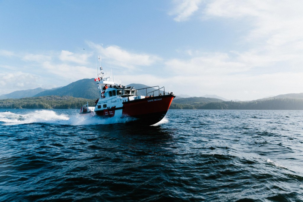 canadian-coast-guard-boat-1024x683.jpg