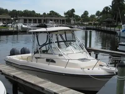 www.powerboatlistings.com