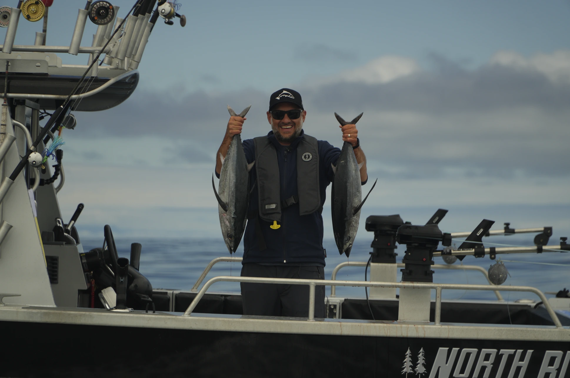 www.nootkamarineadventures.com