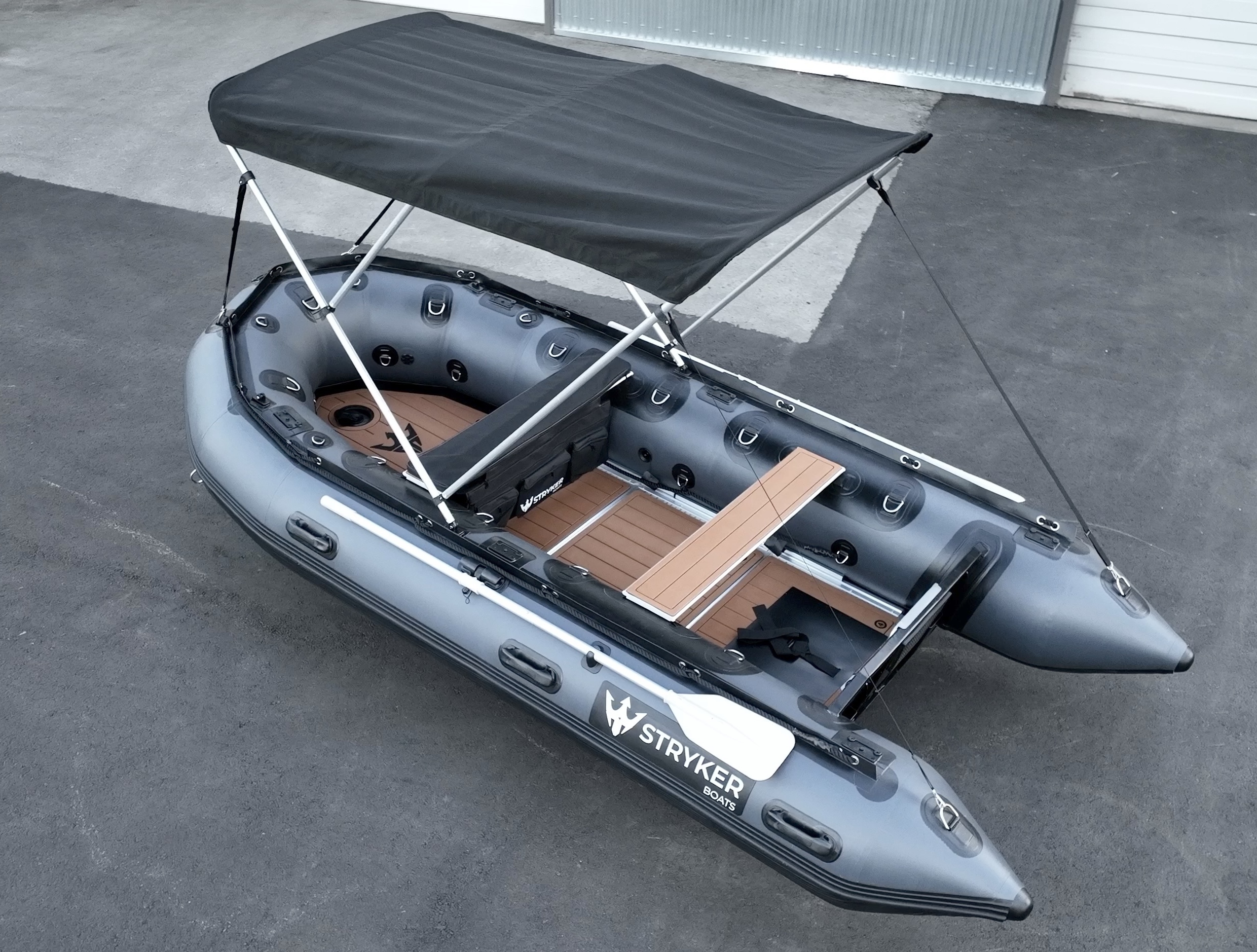 strykerboats.com