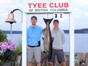 Brodie-Doherty-new-member-32-lbs-Aug-31-2018-715-p.m.-on-a-plug-rowed-by-rookie-rower-Jaret-Knowles-300x225.jpg