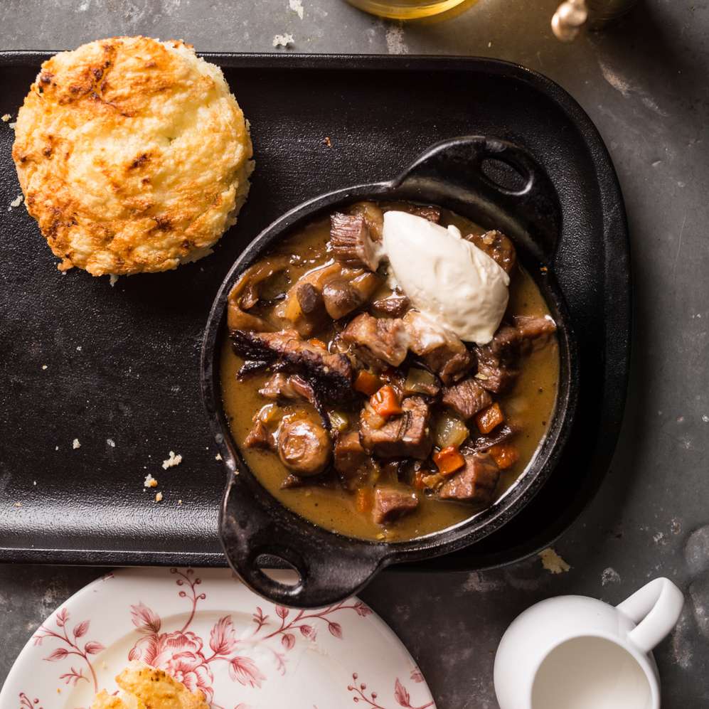www.foodandwine.com